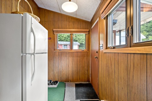 Hall d'entrée/Vestibule - 188 Ch. White, Harrington, QC - Indoor Photo Showing Other Room