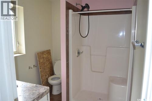 417 S Avenue S, Saskatoon, SK - Indoor Photo Showing Bathroom