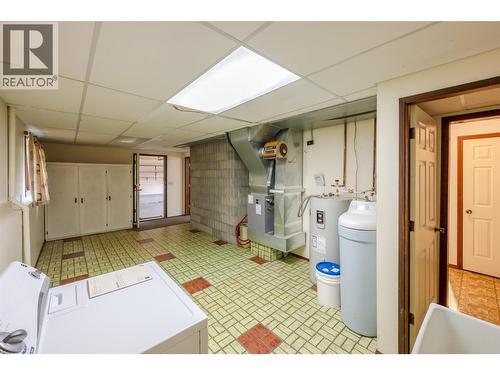14 Bartlett Place, Osoyoos, BC - Indoor Photo Showing Basement