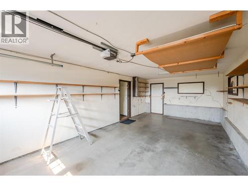 14 Bartlett Place, Osoyoos, BC - Indoor Photo Showing Garage
