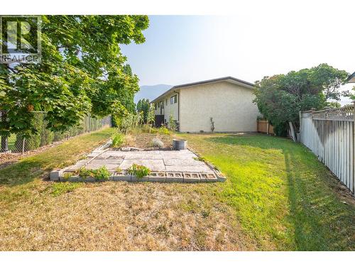 14 Bartlett Place, Osoyoos, BC - Outdoor