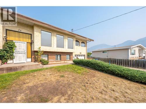 14 Bartlett Place, Osoyoos, BC - Outdoor