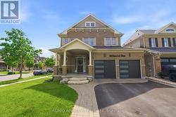 86 EDWIN CARR STREET  Clarington (Bowmanville), ON L1C 0R4