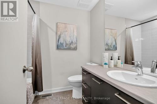 140 Larimar Circle, Ottawa, ON - Indoor Photo Showing Bathroom