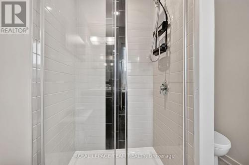 140 Larimar Circle, Ottawa, ON - Indoor Photo Showing Bathroom