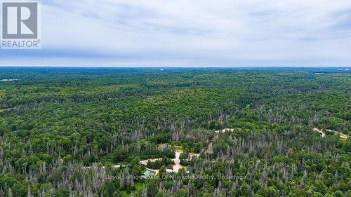 286 Halls Road E, Magnetawan, ON 