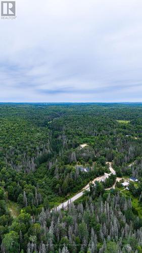 286 Halls Road E, Magnetawan, ON 