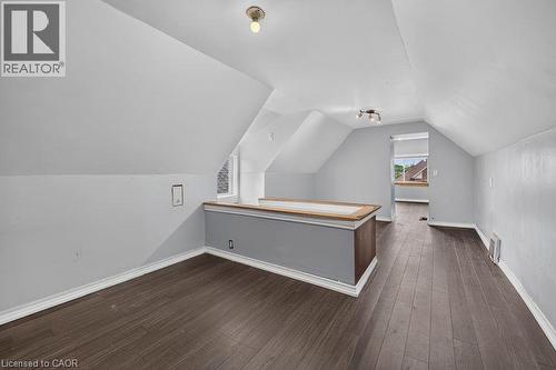 99 Leeming Street, Hamilton, ON - Indoor Photo Showing Other Room