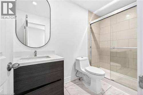 99 Leeming Street, Hamilton, ON - Indoor Photo Showing Bathroom