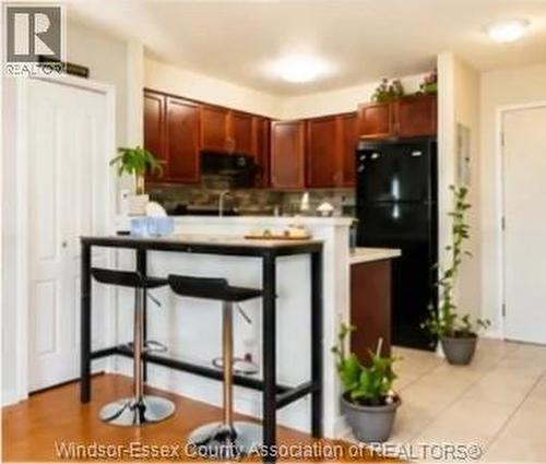 8 DAYSPRING CIRCLE Unit# 1302 , Brampton, Ontario L6P 2Z6 3