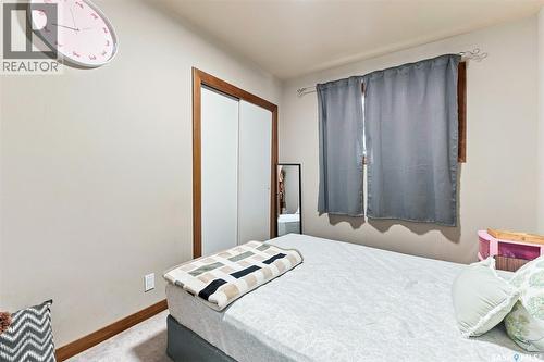 75 Cannon Street, Regina, SK - Indoor Photo Showing Bedroom
