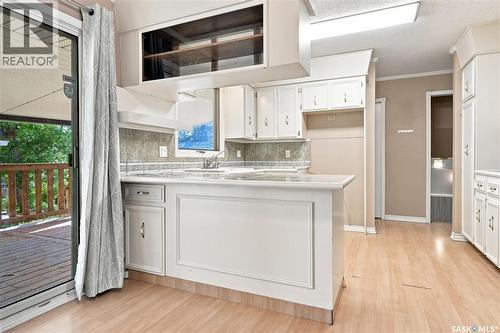363 Rodenbush Drive, Regina, SK - Indoor Photo Showing Kitchen