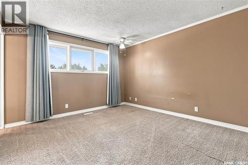 363 Rodenbush Drive, Regina, SK - Indoor Photo Showing Other Room