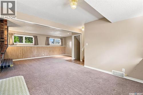 363 Rodenbush Drive, Regina, SK - Indoor Photo Showing Other Room