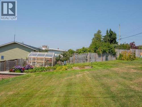 3848 Gordon Ave, Powell River, BC - Outdoor