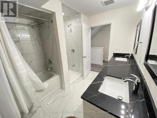 3 - 183 Victoria Street, Kitchener, ON - Indoor Photo Showing Bathroom
