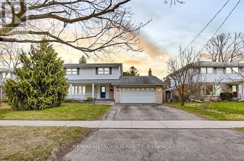 100 Warren Road, Kitchener, ON - Outdoor With Deck Patio Veranda With Facade