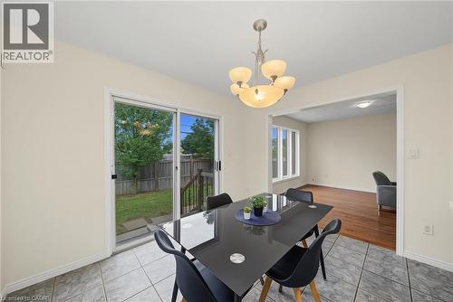 11 Sedona Court, Hamilton, ON - Indoor Photo Showing Dining Room