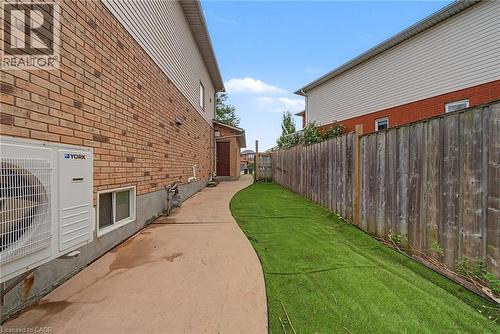 11 Sedona Court, Hamilton, ON - Outdoor With Exterior