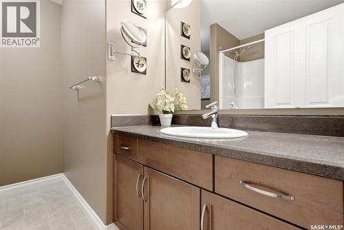 837 Connaught Street, Regina, SK - Indoor Photo Showing Bathroom