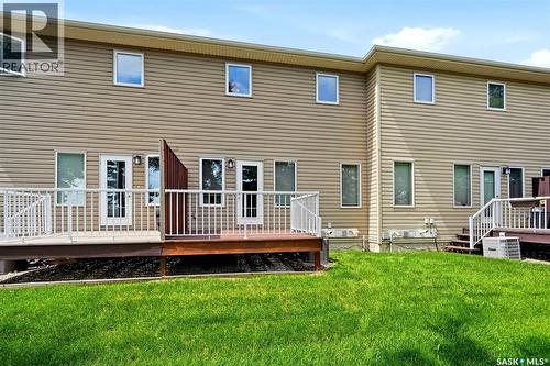837 Connaught Street, Regina, SK - Outdoor With Deck Patio Veranda