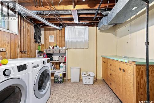 301 Cascade Street, Saskatoon, SK - Indoor Photo Showing Laundry Room