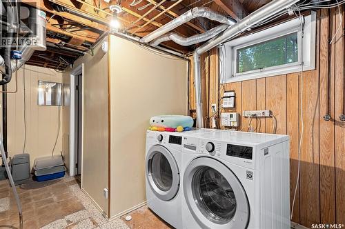 301 Cascade Street, Saskatoon, SK - Indoor Photo Showing Laundry Room