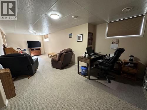 7186 Wright Way, Trail, BC - Indoor