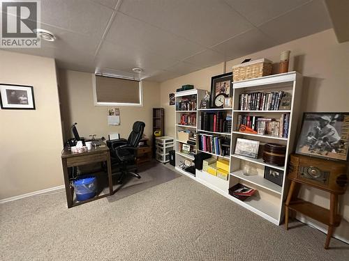 7186 Wright Way, Trail, BC - Indoor Photo Showing Office