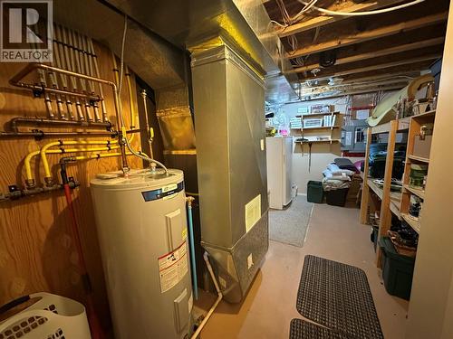 7186 Wright Way, Trail, BC - Indoor Photo Showing Basement