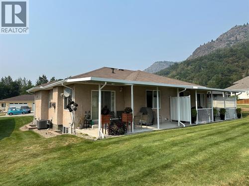 7186 Wright Way, Trail, BC - Outdoor