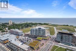 304 - 220 MISSINNIHE WAY  Mississauga, ON L5H 0A9