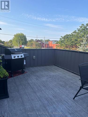 628 ONTARIO STREET , Cobourg, Ontario K9A 3C4 4