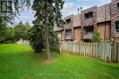 65 - 10 Rodda Boulevard, Toronto, ON - Outdoor