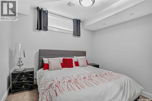 102 602 Cartwright Street, Saskatoon, SK - Indoor Photo Showing Bedroom