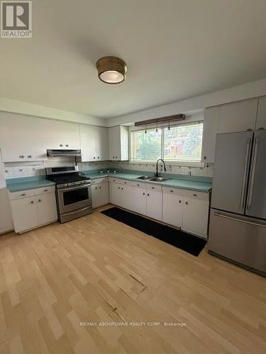 283 Kenwood Avenue, Burlington, ON - Indoor Photo Showing Kitchen