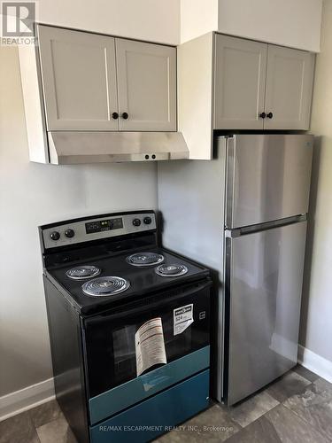 5 - 5473 ONTARIO AVENUE , Niagara Falls, Ontario L2E 3S4 2