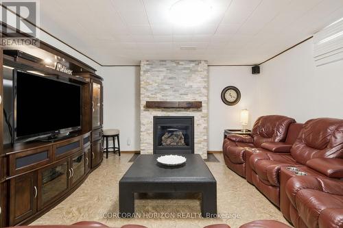 10 Macatee Place, Cambridge, ON - Indoor Photo Showing Living Room With Fireplace