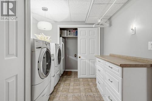 10 Macatee Place, Cambridge, ON - Indoor Photo Showing Laundry Room