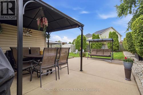 10 Macatee Place, Cambridge, ON - Outdoor