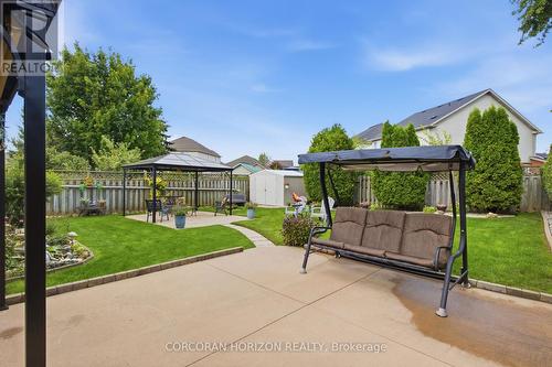 10 Macatee Place, Cambridge, ON - Outdoor