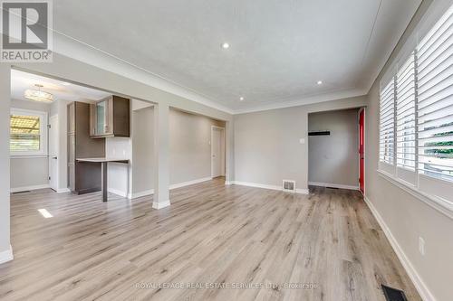 191 Nash Road N, Hamilton, ON - Indoor Photo Showing Other Room