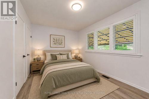 191 Nash Road N, Hamilton, ON - Indoor Photo Showing Bedroom
