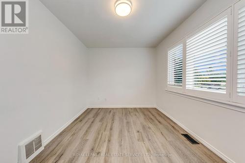 191 Nash Road N, Hamilton, ON - Indoor Photo Showing Other Room