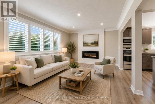 191 Nash Road N, Hamilton, ON - Indoor Photo Showing Living Room With Fireplace