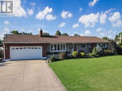 27 LINDBERGH DRIVE  Fort Erie (Central), ON L2A 2Z5