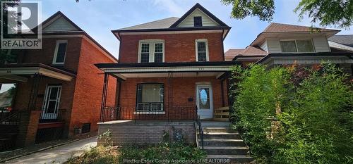 693 BRUCE AVENUE Unit# UPPER , Windsor, Ontario N9A 4X3 2
