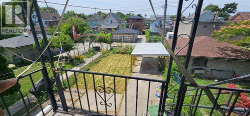 693 BRUCE AVENUE Unit# UPPER , Windsor, Ontario N9A 4X3 4