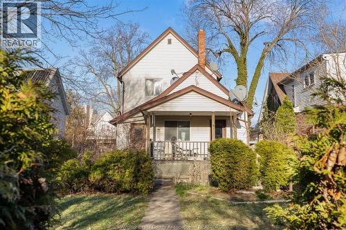 497 Caron AVENUE  Windsor, ON N9A 5B5