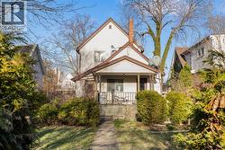 497 Caron AVENUE Windsor, ON N9A 5B5